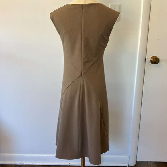 EUC MM Lafleur dress in size 4 - Picture 2 of 8
